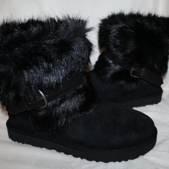 NIB UGG WOMEN'S CLASSIC‎ FLUFF BUCKLE SHAGGY SUEDE SHEARLING BOOTS BLACK - Picture 1 of 8